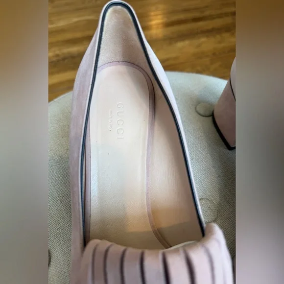 Gucci GG Kiltie Fringe Mid Heel Crystal Pink Suede w/ Gold Pump Women's 38.5 - Picture 10 of 16